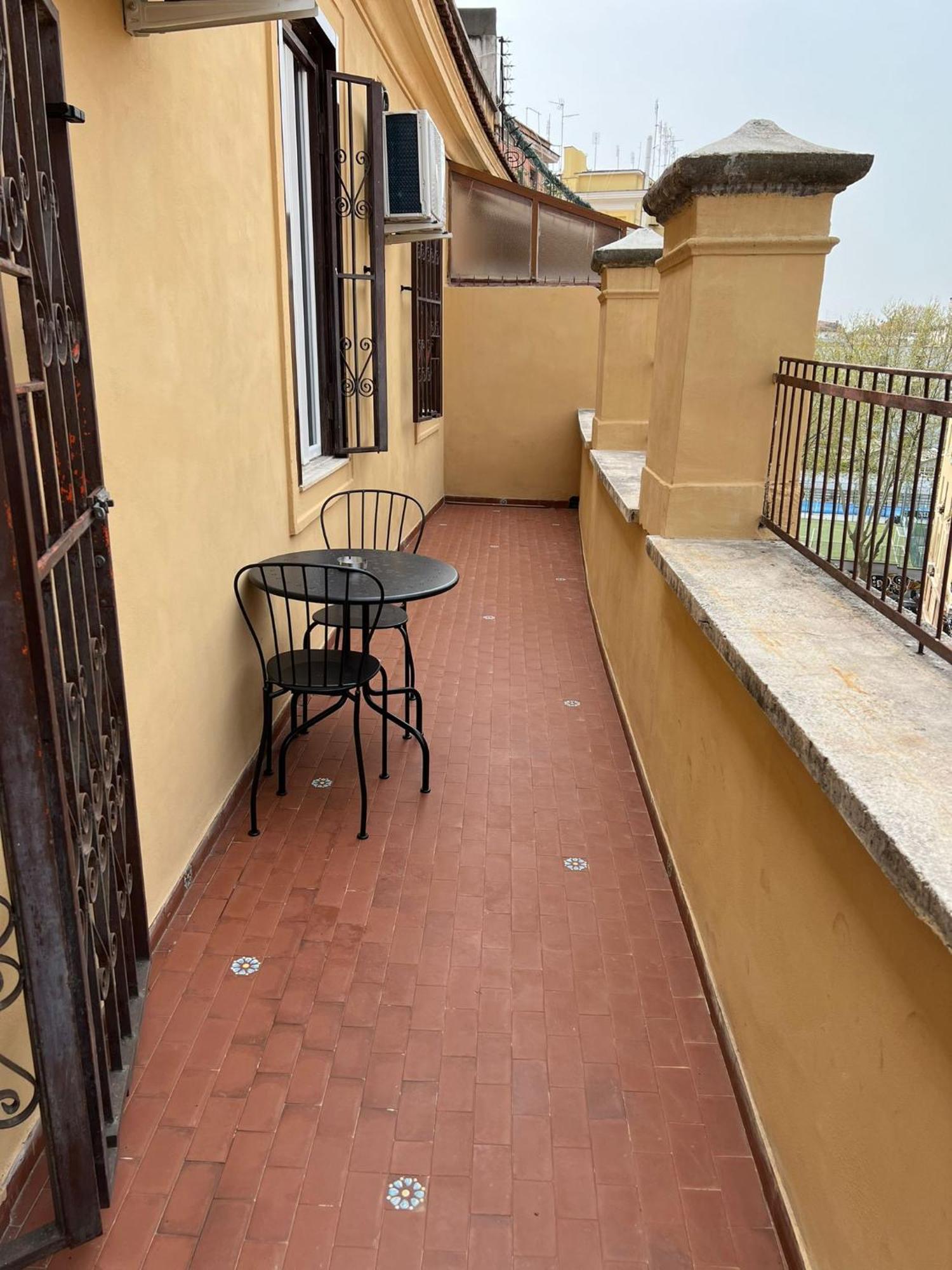 Luciano San Giovanni Guest House ローマ エクステリア 写真
